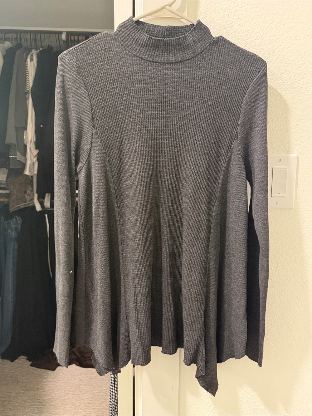 Mock neck Knit Top